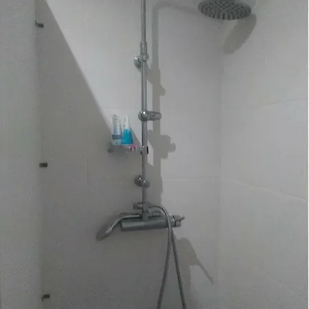 Apartamento T1 In Carcavelos *